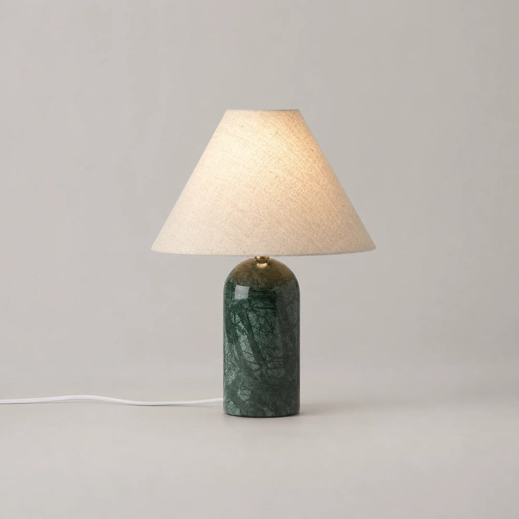 Konisk bordlampe i marmor Verona
