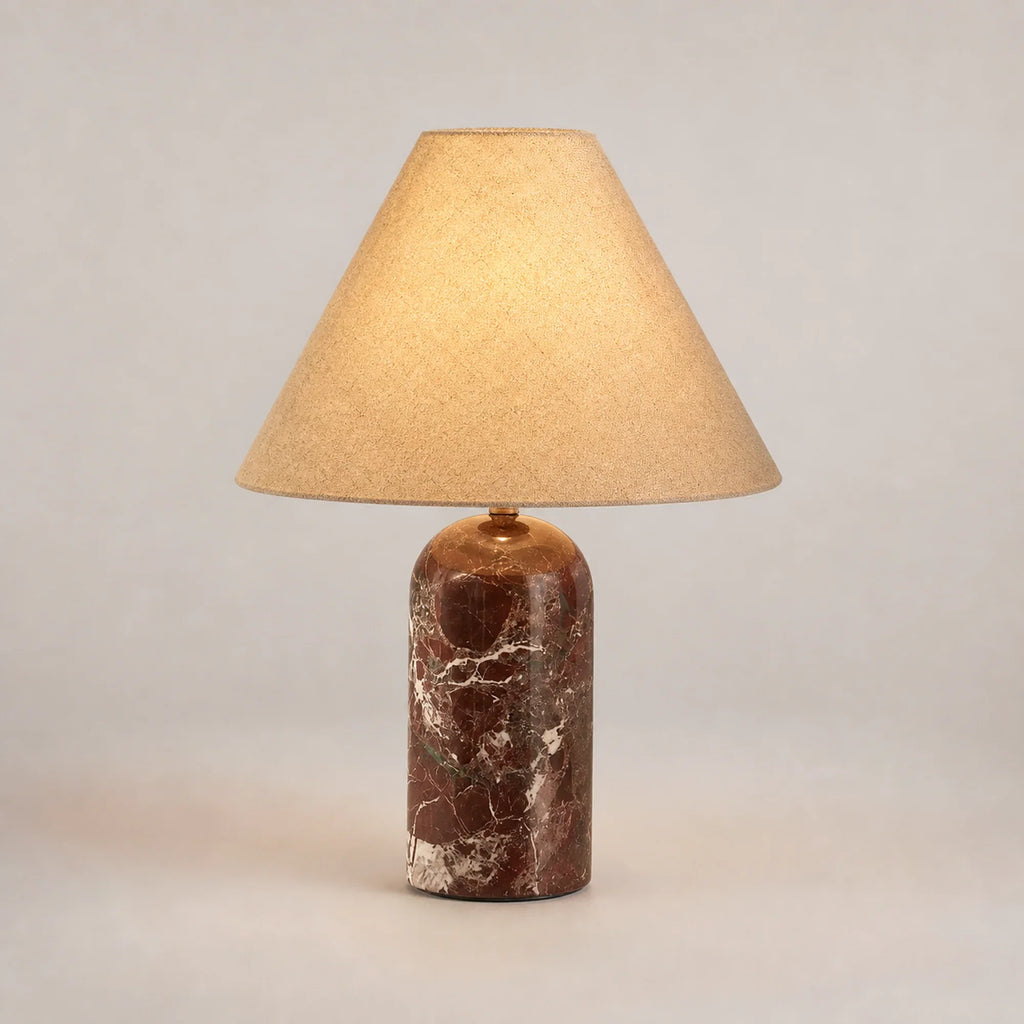 Konisk bordlampe i marmor Verona