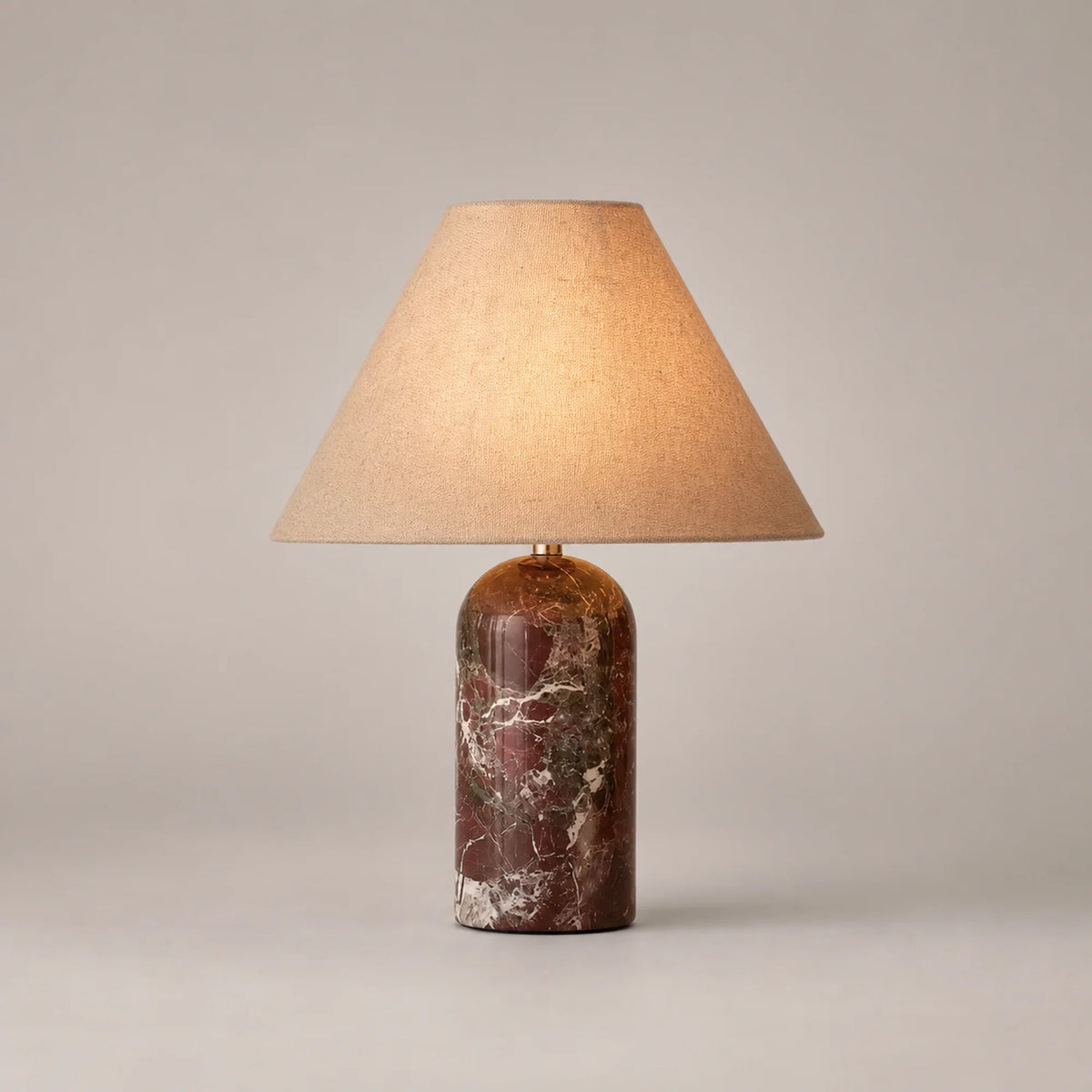 Konisk bordlampe i marmor Verona
