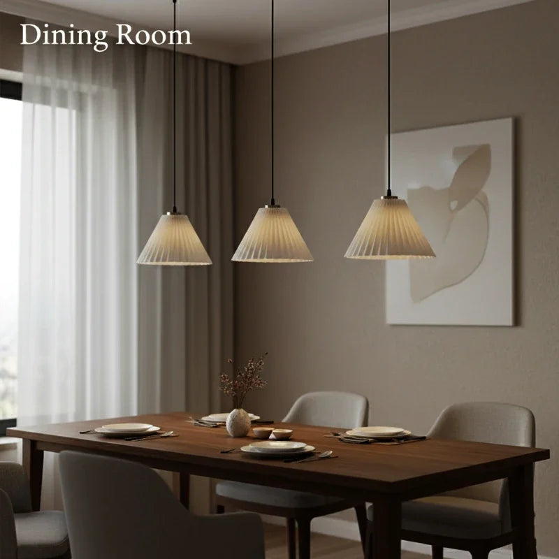Pleated Pendant Light Plisena